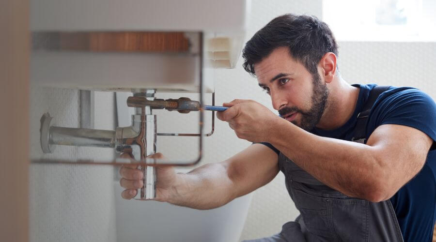 Hot water issue at sink in Sunland Park, NM